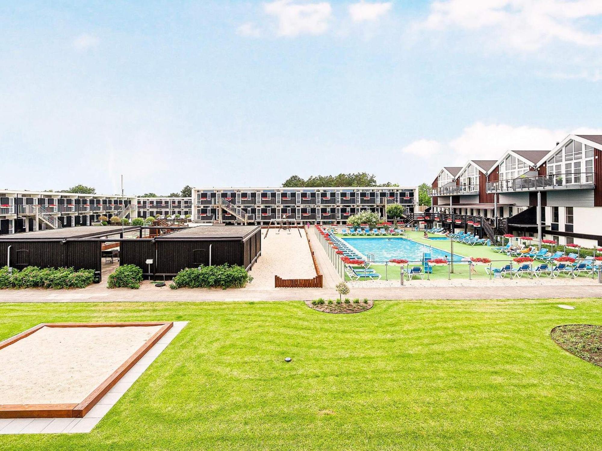 8 Person Holiday Home On A Holiday Park In Glesborg 外观 照片