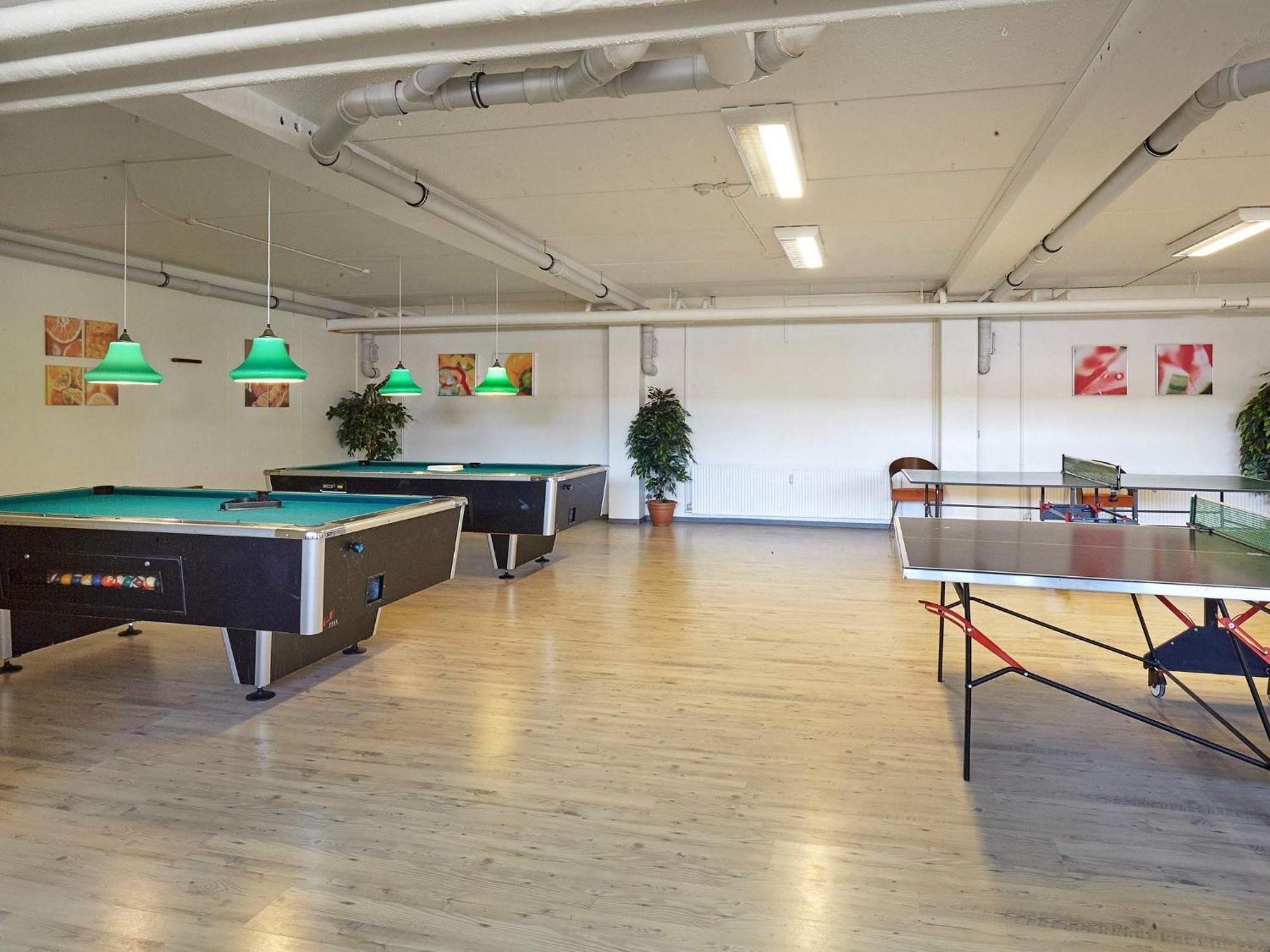 8 Person Holiday Home On A Holiday Park In Glesborg 外观 照片